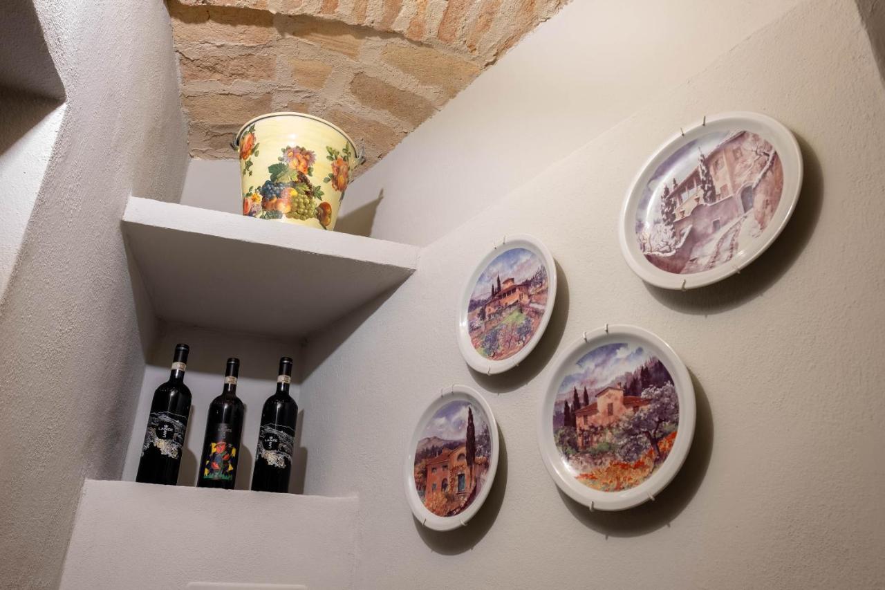 Alla Torre - Nel Cuore Del Borgo Storico Castagnole delle Lanze Eksteriør billede