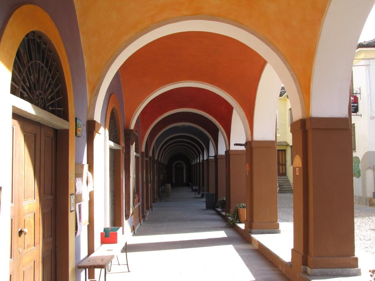 Alla Torre - Nel Cuore Del Borgo Storico Castagnole delle Lanze Eksteriør billede