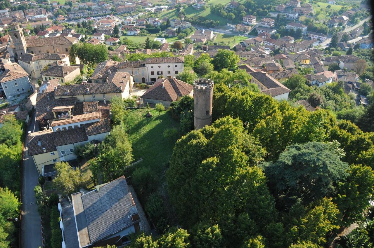 Alla Torre - Nel Cuore Del Borgo Storico Castagnole delle Lanze Eksteriør billede